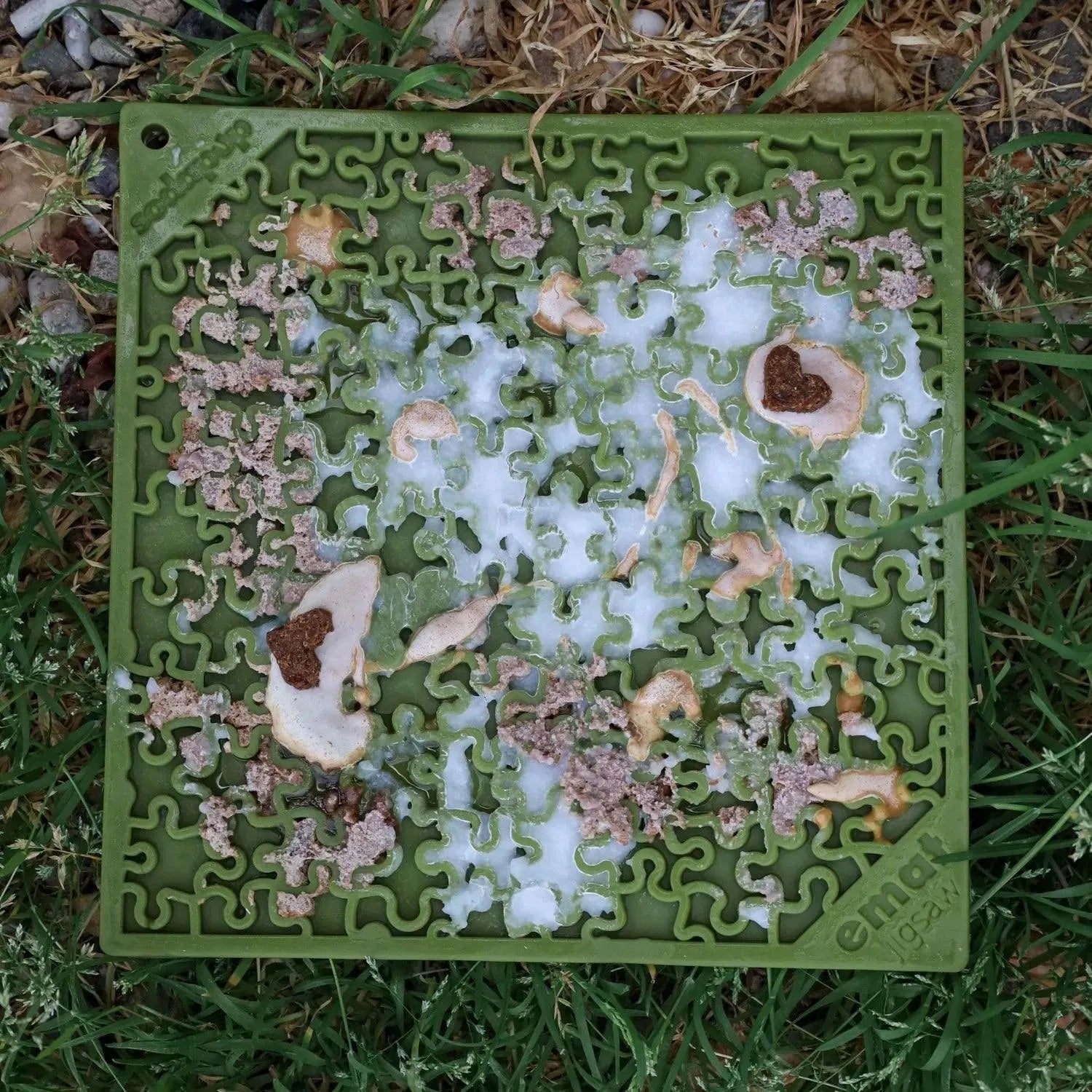 Likmat Jigsaw groen - Sodapup - dogenrichment, Enrichment voor honden, Je hond langzamer laten eten, likmat, Mentale stimulatie voor je hond, sale, Sodapup, Verrijking voor honden - By Marley